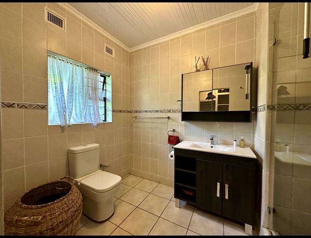 4 BEDROOM HOUSE FOR SALE IN MEER EN SEE